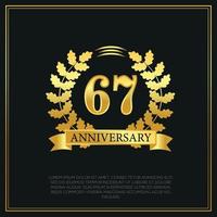 67 anno anniversario celebrazione logo oro colore design su nero sfondo astratto illustrazione vettore