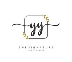 yy iniziale lettera grafia e firma logo. un' concetto grafia iniziale logo con modello elemento. vettore