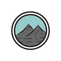 moderno montagna logo vettore