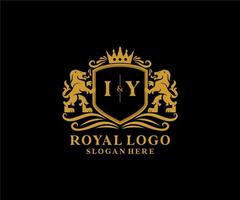 iniziale io lettera Leone reale lusso logo modello nel vettore arte per ristorante, regalità, boutique, bar, Hotel, araldico, gioielleria, moda e altro vettore illustrazione.