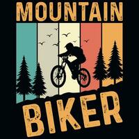 montagna bike grafica maglietta design vettore