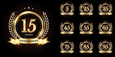 anniversario d'oro lusso numero emblema logo simbolo vettore grafico distintivo per compleanno, età, aziendale attività commerciale, nozze, certificato, anno, evento