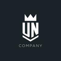 un logo con scudo e corona, iniziale monogramma logo design vettore