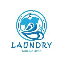 semplice creativo lavanderia logo, con il concetto di un' Abiti o Abiti lavaggio macchina, schiuma. acqua gocce, logo per lavaggio, Abiti deodorante, distintivo, azienda vettore