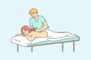 terapista fare Manuale massaggio per femmina paziente. maschio massaggiatore wok con donna cliente nel terme o Ospedale. benessere concetto. vettore illustrazione.