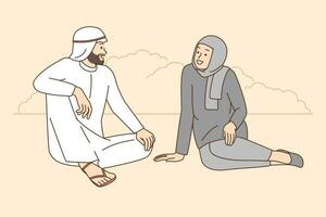 contento Arabo coppia seduta nel parco parlando. sorridente arabo uomo e donna avere conversazione all'aperto. vettore illustrazione.