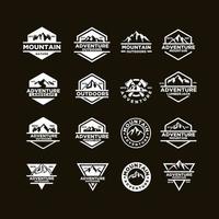 semplice premium mountain adventure outdoor badge vector logo icon design