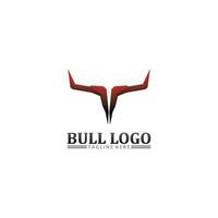 testa di bufalo toro, mucca, logo della mascotte animale vettore di design per bufalo corno sportivo, animale, mammiferi, logo della testa, selvaggio, matador