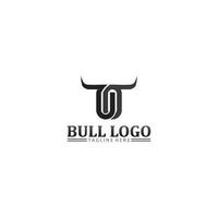 testa di bufalo toro, mucca, logo della mascotte animale vettore di design per bufalo corno sportivo, animale, mammiferi, logo della testa, selvaggio, matador