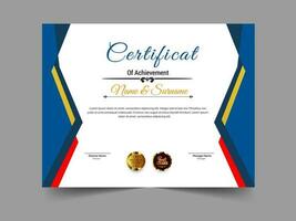 creativo certificato di realizzazione modello design. lusso elegante blu e oro diploma, aziendale formazione certificato design vettore