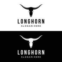 Longhorn Texas ranch selvaggio ovest animale logo design Vintage ▾ retro.logo per cowboy, bestiame, distintivo, ristorante. vettore