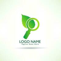 creativo logo verde foglia vettore