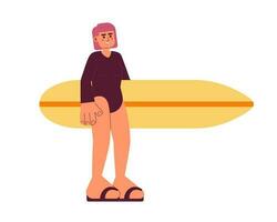 surfer ragazza Tenere tavola da surf semi piatto colorato vettore carattere. surfer muta donna in piedi. modificabile pieno corpo persona su bianca. semplice cartone animato individuare illustrazione per ragnatela grafico design