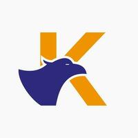lettera K aquila logo design. mezzi di trasporto simbolo vettore modello