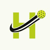 lettera h pickleball logo concetto con in movimento salamoia palla simbolo. salamoia palla logotipo vettore