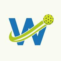 lettera w pickleball logo concetto con in movimento salamoia palla simbolo. salamoia palla logotipo vettore