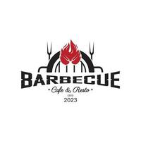 semplice barbecue Vintage ▾ caldo griglia, con attraversato fiamme e spatola. logo per ristorante, distintivo, bar e bar.vettore vettore