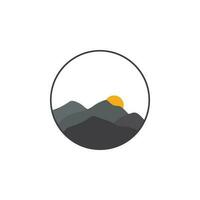 montagna natura logo con minimalista designnature illustrazione vettore