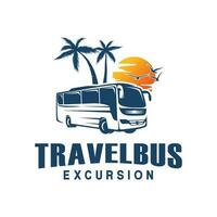 vettore di progettazione del logo dell'autobus. logo dell'autobus di viaggio