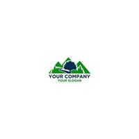 montagna quercia logo design vettore