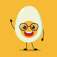 carino contento metà bollito uovo carattere. sorridente e salutare uovo emoticon nel piatto stile. cibo emoji vettore illustrazione