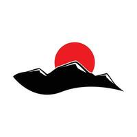 montagne silhouette design. avventura logo, cartello e simbolo. vettore