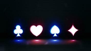 neon 3d colorato simboli ponte di carte su nero sfondo. carta abiti, poker, blackjack, neon icone. raggiante casinò cartello. vettore