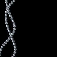 filo realistico di perle su sfondo nero vettore