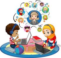 vista laterale dei bambini che utilizzano il laptop per comunicare in videoconferenza con l'insegnante e gli amici su sfondo bianco vettore