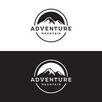 retrò Vintage ▾ avventuriero logo design con freccia, montagna e bussola concetto.logo per scalatore, avventuriero, etichetta e attività commerciale. vettore