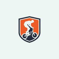 logo mountain bike vettore