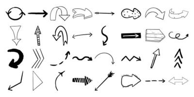 impostato freccia pointer inchiostro linee, strutturato forme mano disegnato decorativo elementi nel scarabocchio stile isolato. schizzo direzione icone. vettore illustrazione