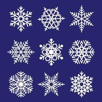 Natale illustrazione piatto vettore nel cartone animato stile. impostato di bianca i fiocchi di neve icona isolato su buio blu sfondo. allegro Natale. per Natale carte, striscioni, etichetta, etichette, sfondo.