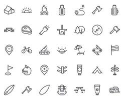 viaggio icona impostare. collezione di all'aperto attività cartello per ragnatela disegno, ui disegno, mobile app, eccetera. rilassare schema icona. campeggio nero pittogramma su bianca sfondo. vettore