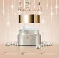 idratante facciale crema per annuale vendita o Festival saldi. bianca perla e oro crema maschera bottiglia isolato su d'oro leggero sfondo. grazioso cosmetico Annunci, illustrazione. vettore