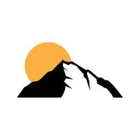 montagna logo semplice illustrazione silhouette modello vettore design