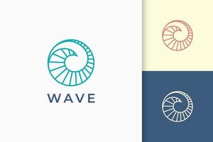 il logo surf o swim rappresenta la nautica e la spiaggia a forma di mare onda vettore