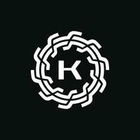 elegante e premio iniziale lettera K simmetrico tecnologia floreale logo vettore