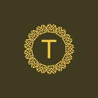 moderno emblema iniziale lettera t ornamentale tribù modello circolare logo vettore