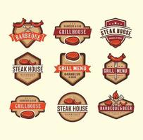 set di etichette per barbecue e steak house logo design vintage retrò badge vettore