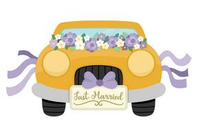 vettore nozze giallo auto decorato con viola fiori e nastri. luna di miele automobile con appena sposato piatto. carino matrimonio clipart. sposa e sposo trasporto. divertente cerimonia illustrazione