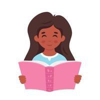 libro di lettura della ragazza nera. ragazza che studia con un libro. vettore