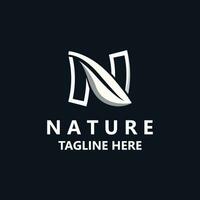 lettera n natura ecologia logo con le foglie adatto per attività commerciale giardino modello vettore