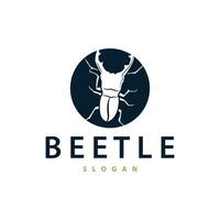 scarafaggio logo design semplice silhouette insetto animale illustrazione modello vettore