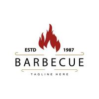 barbeque logo design bar ristorante caldo griglia fuoco logo e spatola semplice illustrazione vettore