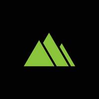 geometrico montagne nel verde logo vettore