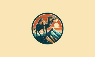 cammello arrabbiato su montagna vettore logo design