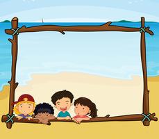 Design del telaio con bambini sulla spiaggia vettore