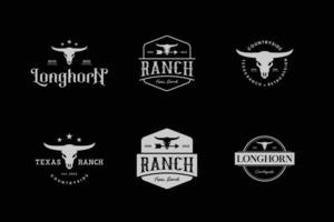 impostato di Vintage ▾ Longhorn bufalo, mucca, Toro logo design. distintivo modello per il tuo attività commerciale ranch vettore