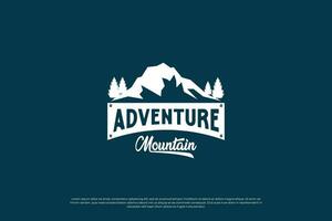 avventura logo. montagna esplorazione logo design modello. scalatore distintivo design. vettore